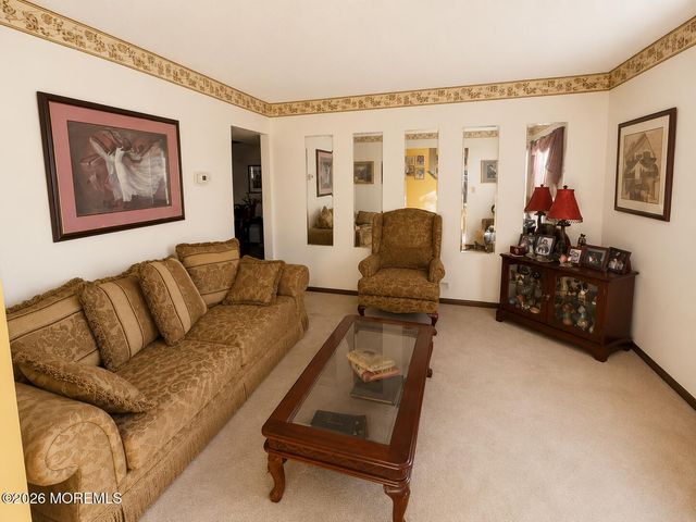 613 Branch Drive, Toms River, NJ 08755