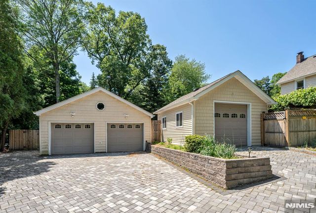 50 E Grand Avenue, Montvale, NJ 07645