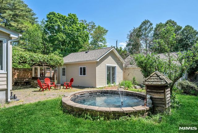 50 E Grand Avenue, Montvale, NJ 07645