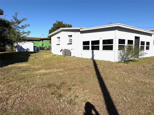 1125 AVENUE L, Haines City, FL 33844