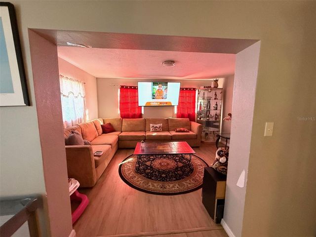 1125 AVENUE L, Haines City, FL 33844