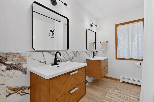 1109 Daskalos Drive NE, Albuquerque, NM 87123