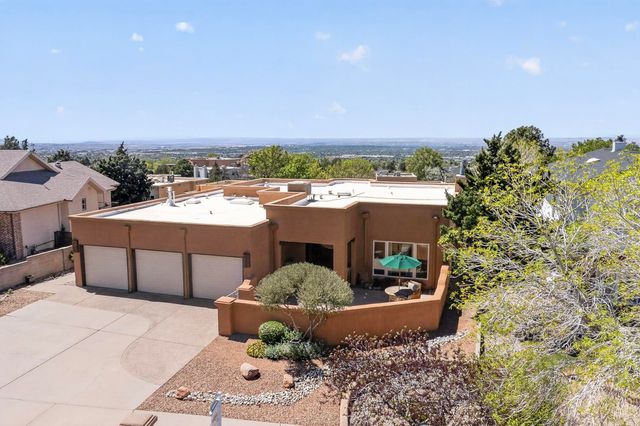 1109 Daskalos Drive NE, Albuquerque, NM 87123