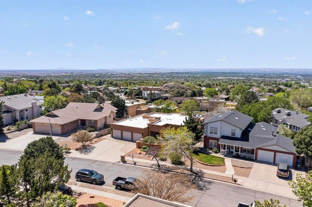 1109 Daskalos Drive NE, Albuquerque, NM 87123