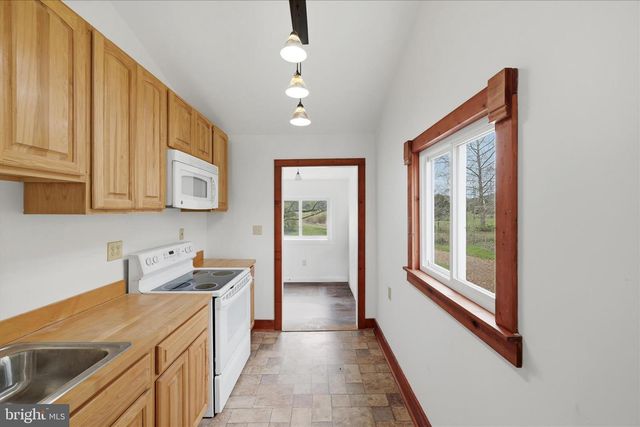 216 CEDAR RIVER LN, Augusta, WV 26704