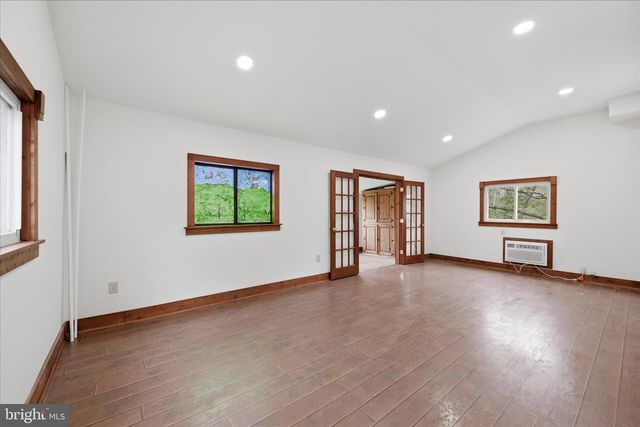 216 CEDAR RIVER LN, Augusta, WV 26704