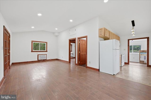 216 CEDAR RIVER LN, Augusta, WV 26704