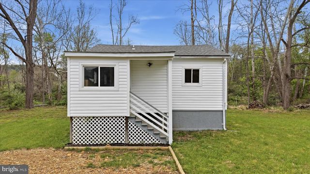 216 CEDAR RIVER LN, Augusta, WV 26704
