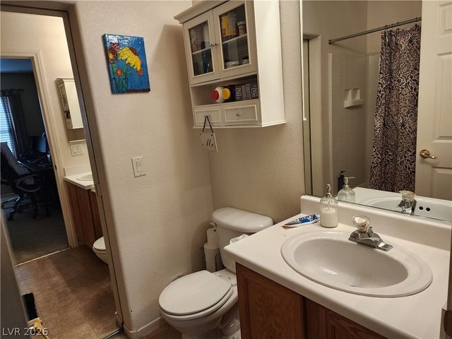 10457 Beautiful Fruit Street, Las Vegas, NV 89183