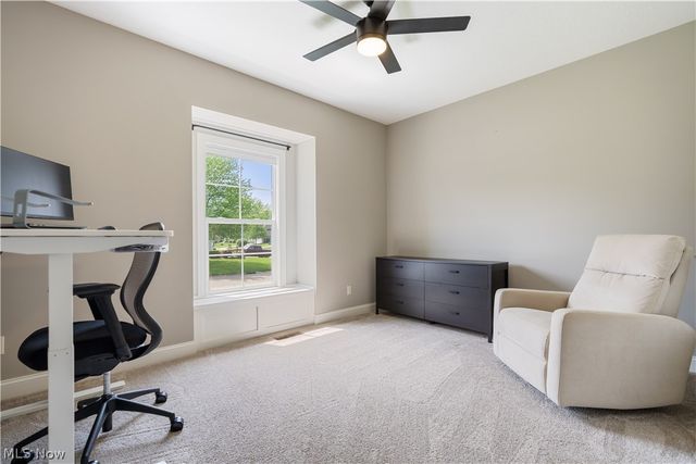 3693 Stratavon Street NW, North Canton, OH 44720