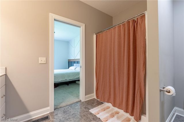 3693 Stratavon Street NW, North Canton, OH 44720