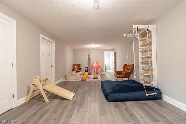 3693 Stratavon Street NW, North Canton, OH 44720