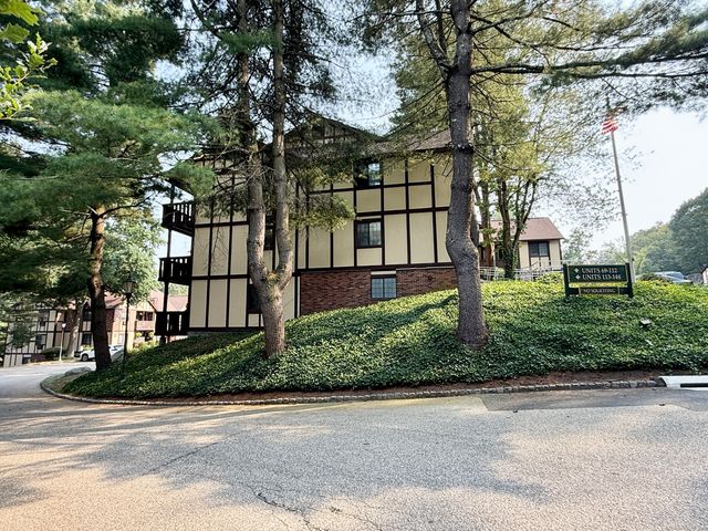 125 Warner Hill Road 72, Stratford, CT 06614