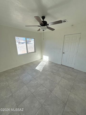 3544 S 9th Avenue, Tucson, AZ 85713