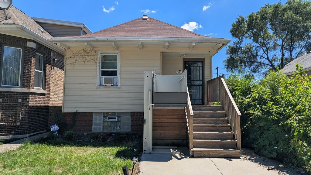 8837 S Carpenter Street, Chicago, IL 60620