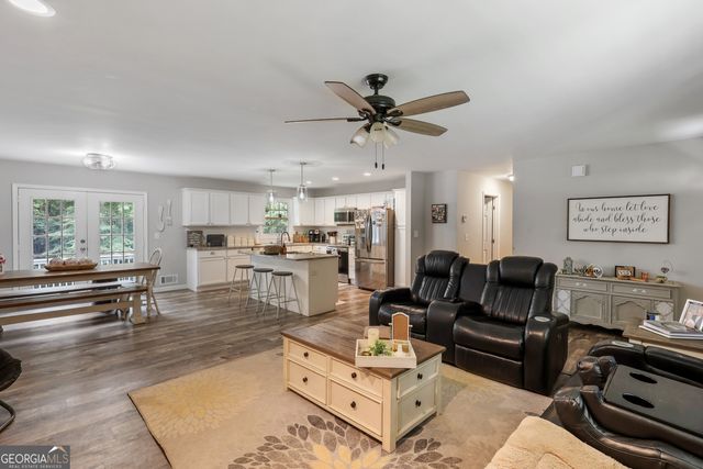 3966 W McIntosh Road, Griffin, GA 30223