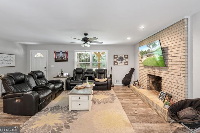3966 W McIntosh Road, Griffin, GA 30223