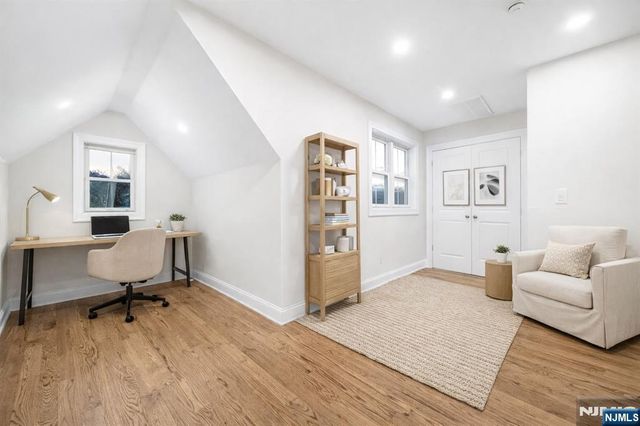 18 Birdie Lane, Boonton Town, NJ 07005