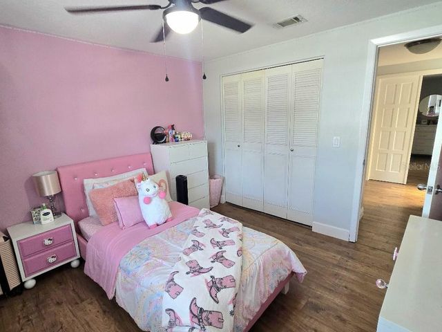 7002 DANEWOOD COURT, Tampa, FL 33615