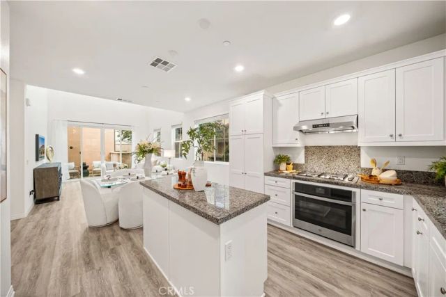 7149 Montecito Ln, Eastvale, CA 92880