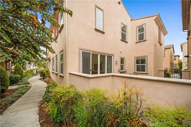 7149 Montecito Ln, Eastvale, CA 92880