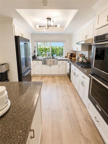 4301 Cezanne Avenue, Woodland Hills, CA 91364