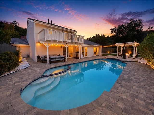 4301 Cezanne Avenue, Woodland Hills, CA 91364
