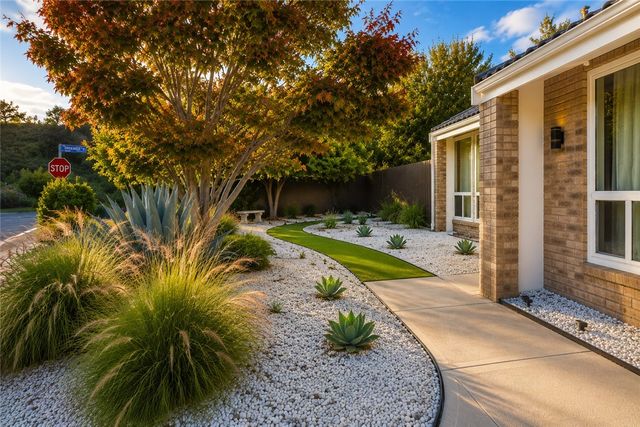 4301 Cezanne Avenue, Woodland Hills, CA 91364