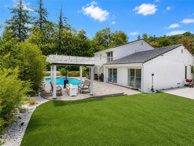 4301 Cezanne Avenue, Woodland Hills, CA 91364
