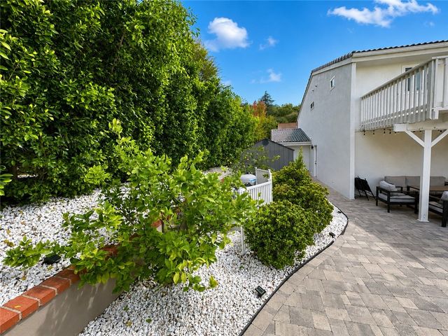 4301 Cezanne Avenue, Woodland Hills, CA 91364
