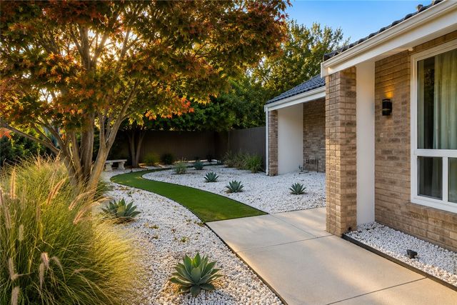 4301 Cezanne Avenue, Woodland Hills, CA 91364
