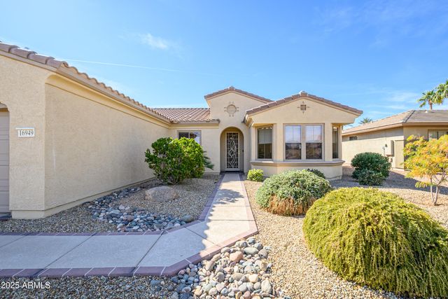 16949 W OASIS SPRINGS Way, Surprise, AZ 85387