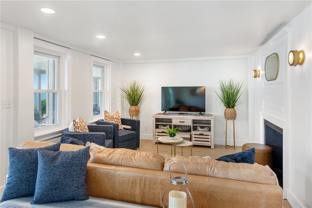 376 East Shore Road, Jamestown, RI 02835