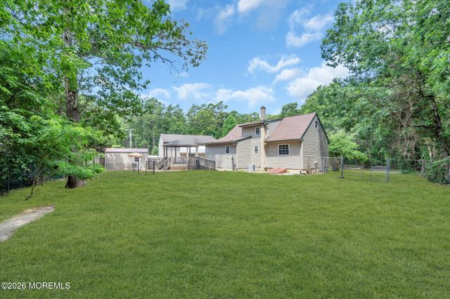 13 Edgar Road, Jackson, NJ 08527