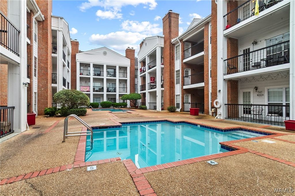 708 11th 119, Tuscaloosa, AL 35401