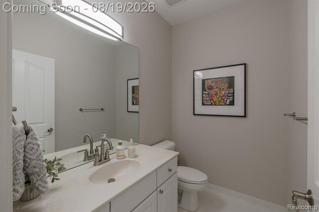 1313 Rock Valley Drive, Rochester, MI 48307