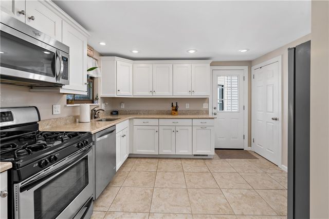 720 Clinton Pl, Bellevue, PA 15202