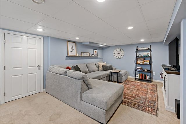 720 Clinton Pl, Bellevue, PA 15202