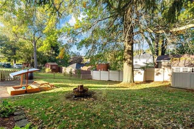 720 Clinton Pl, Bellevue, PA 15202