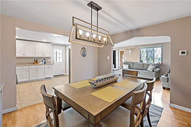 720 Clinton Pl, Bellevue, PA 15202