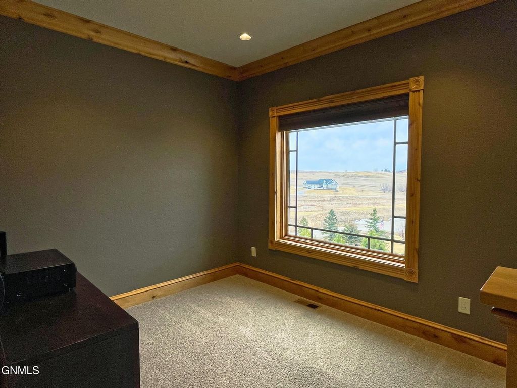 709 Long Drive, Watford City, ND 58854 photo 101