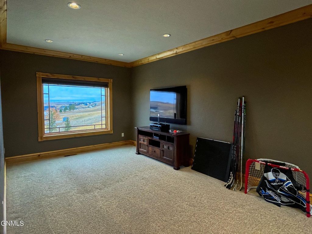 709 Long Drive, Watford City, ND 58854 photo 107