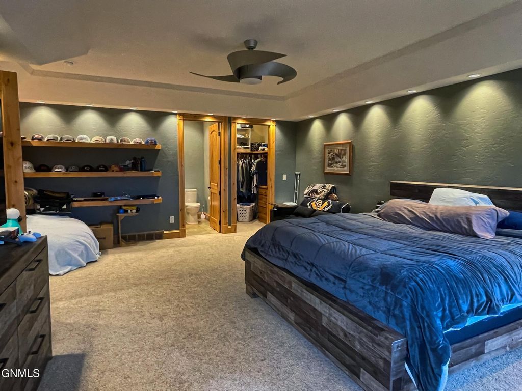 709 Long Drive, Watford City, ND 58854 photo 110