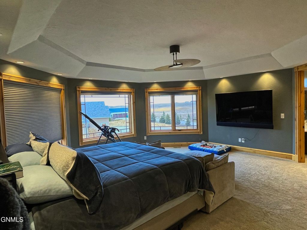 709 Long Drive, Watford City, ND 58854 photo 45