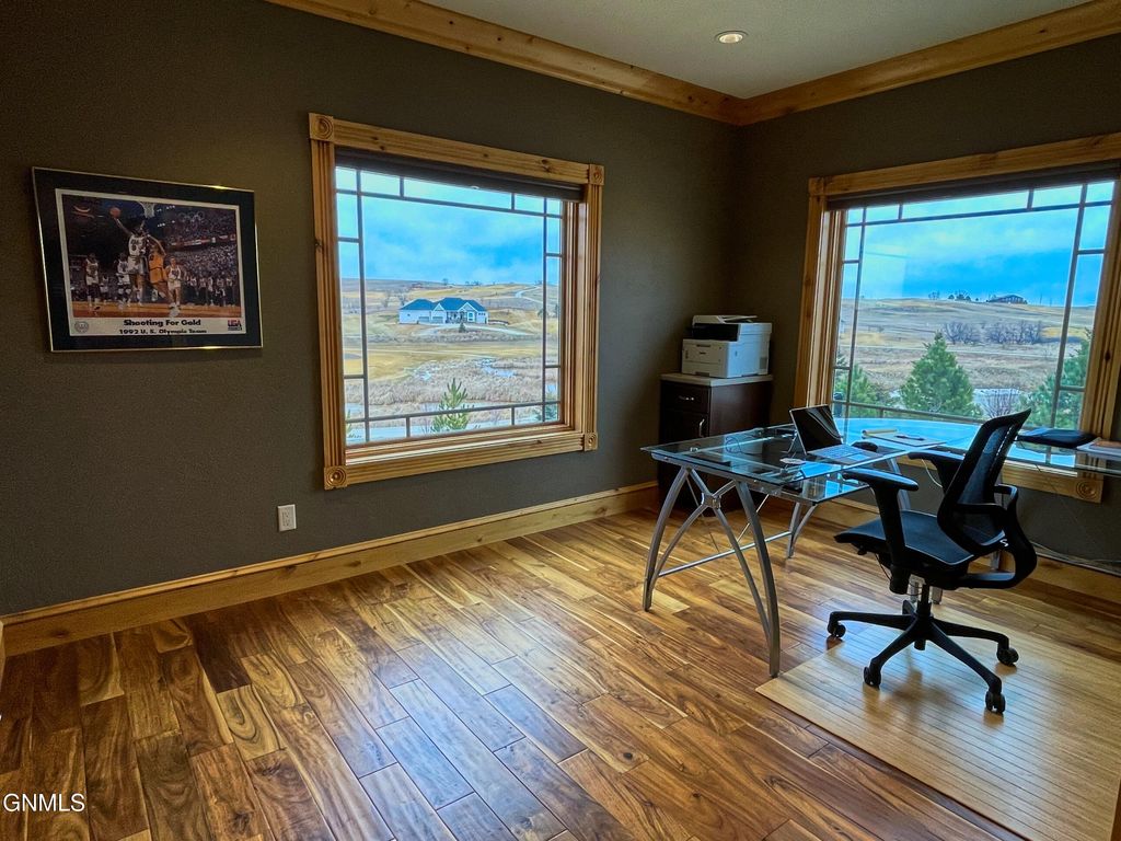 709 Long Drive, Watford City, ND 58854 photo 56