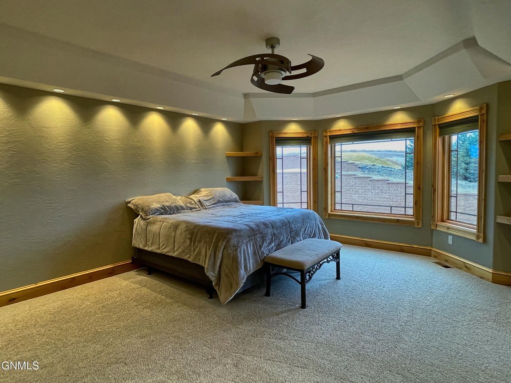 709 Long Drive, Watford City, ND 58854 photo 61