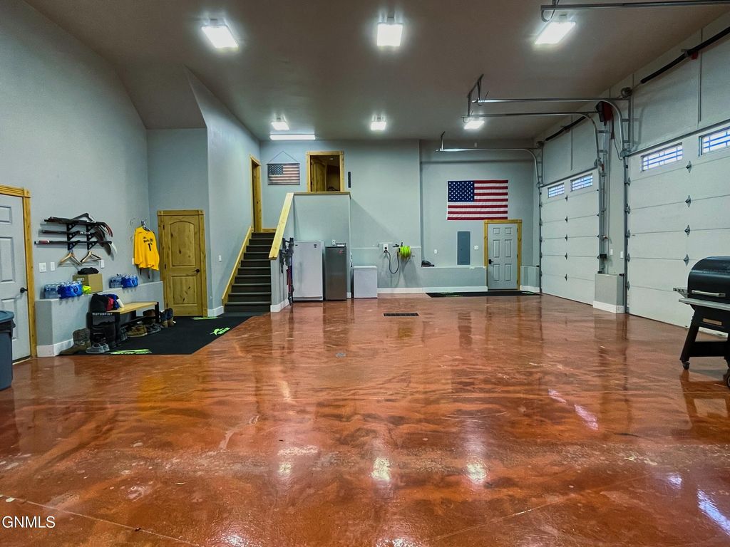 709 Long Drive, Watford City, ND 58854 photo 76