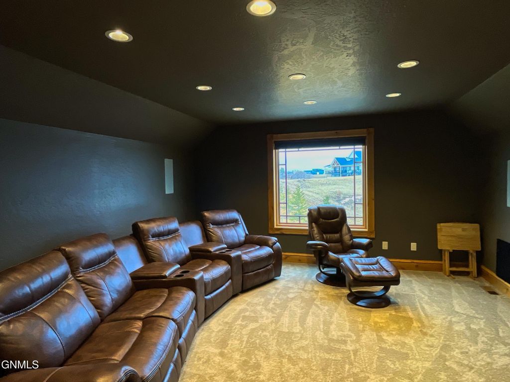 709 Long Drive, Watford City, ND 58854 photo 86