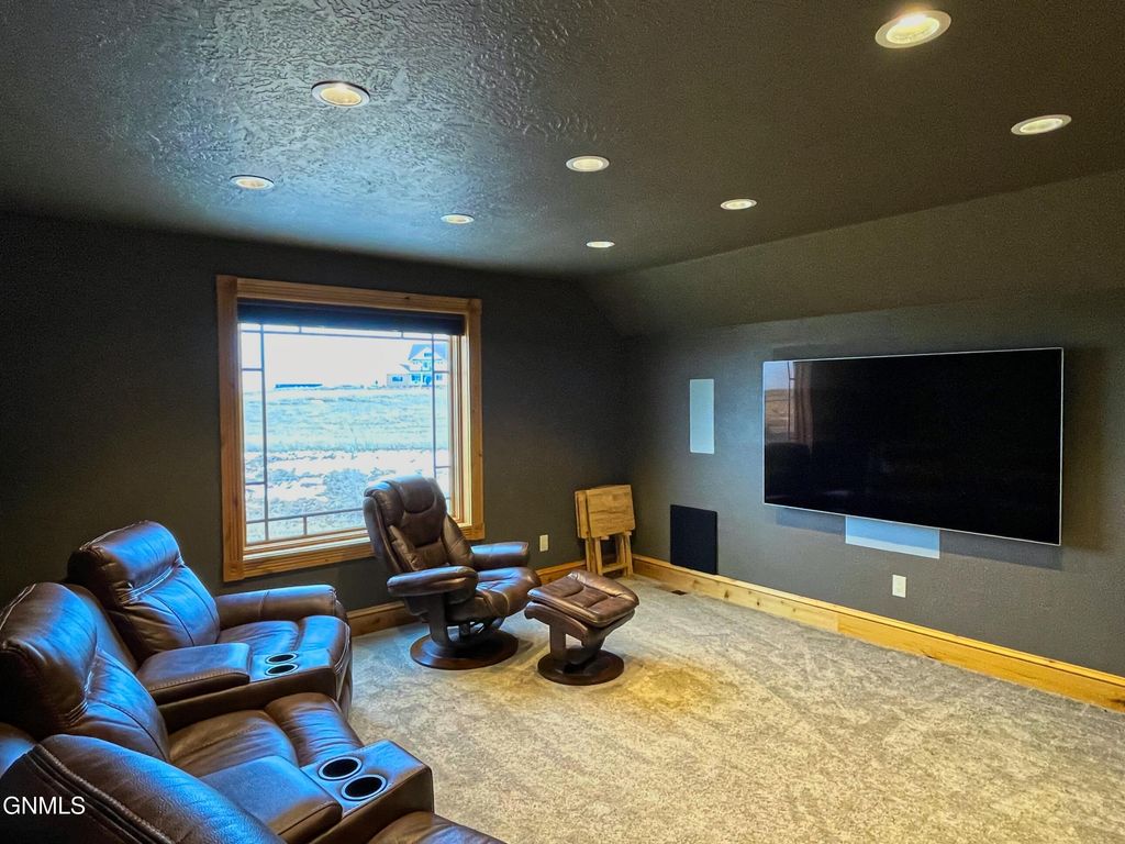709 Long Drive, Watford City, ND 58854 photo 87