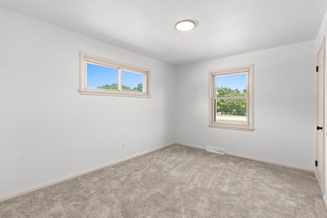 1734 OAKRIDGE PLACE, Neenah, WI 54956